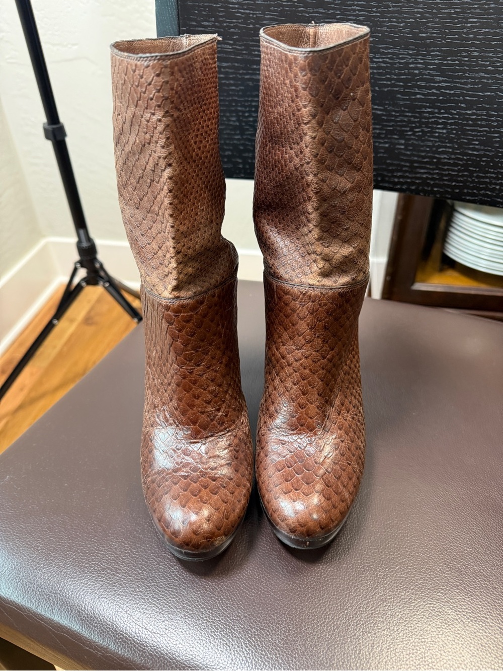 Vintage Cole Haan Nike Air Brown Snakeskin Leather Heeled Ankle Boots Size 8B - Picture 2 of 5